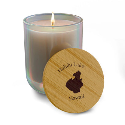 Hawaii  Halulu  Lake  Engraved  Candle  other  position  view  from  front  opal  iris.webp