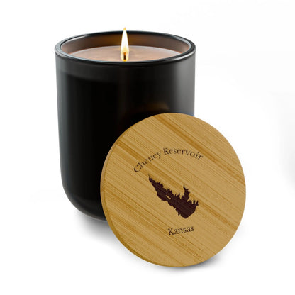 Kansas  Cheney  Reservoir  Engraved  Candle  other  position  view  from  front  true  noir  (matte).webp
