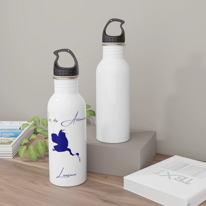 Louisiana  Lac  des  Allemands  Water  bottle  other  position  view  from  context-2  white.webp