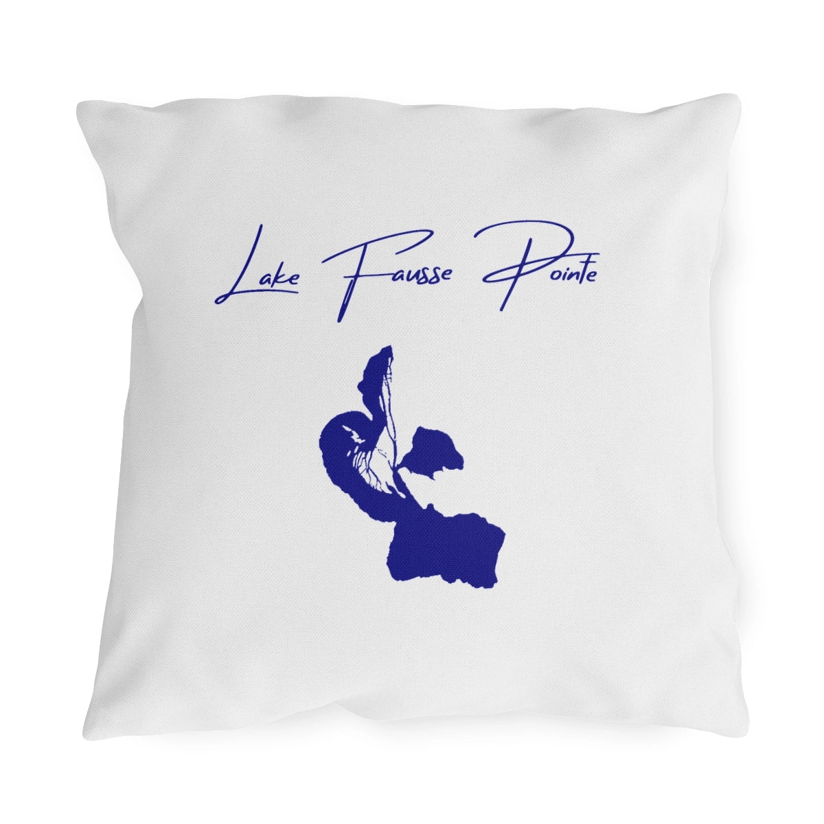 Louisiana  Lake  Fausse  Pointe  Outdoor  Pillow  front  position  view  from  front  18  x  18.webp