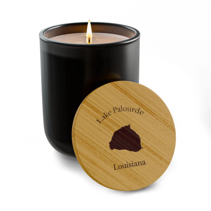 Louisiana  Lake  Palourde  Engraved  Candle  other  position  view  from  front  true  noir  (matte).webp