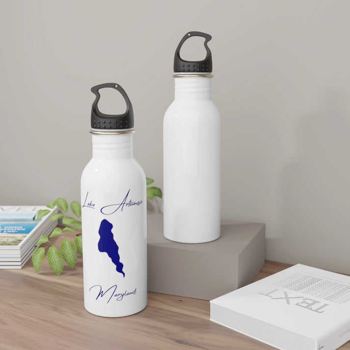 Maryland  Lake  Artemesia  Water  bottle  other  position  view  from  context-2  white.webp