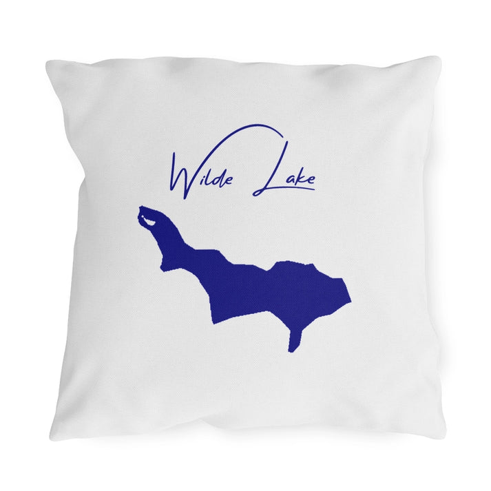 Maryland  Wilde  Lake  Outdoor  Pillow  front  position  view  from  front  18  x  18.webp