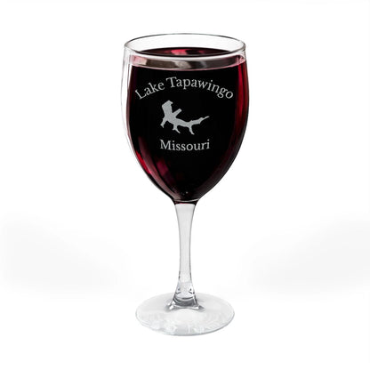 Missouri  Lake  Tapawingo  Engraved  Wine  Glass  other  position  view  from  front-full  10.5oz.webp