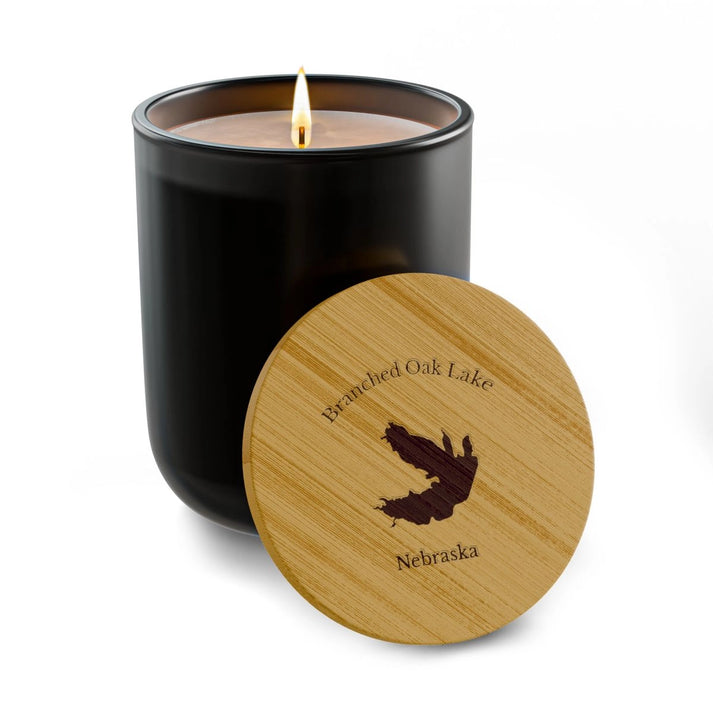 Nebraska  Branched  Oak  Lake  Engraved  Candle  other  position  view  from  front  true  noir  (matte).webp