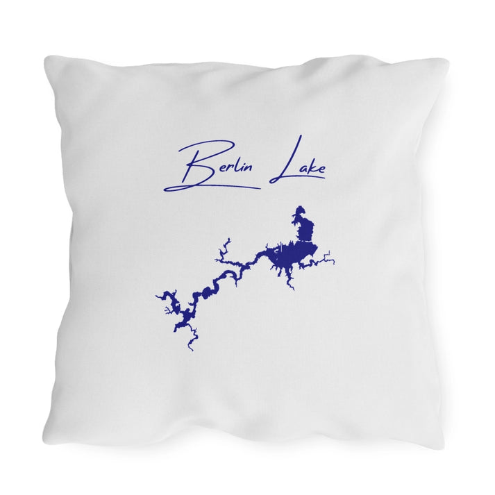 Ohio  Berlin  Lake  Outdoor  Pillow  back  position  view  from  back  20  x  20.webp