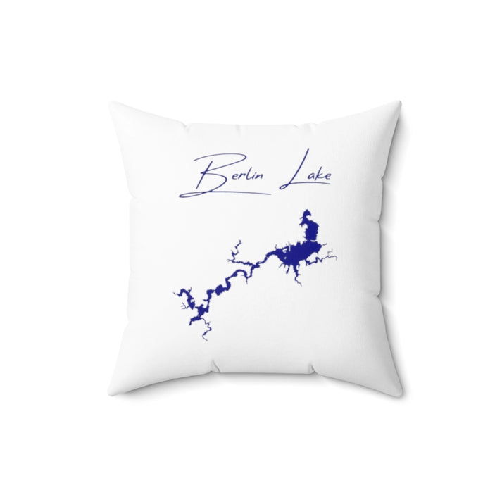 Ohio  Berlin  Lake  Pillow  front  position  view  from  front  16  x  16.webp