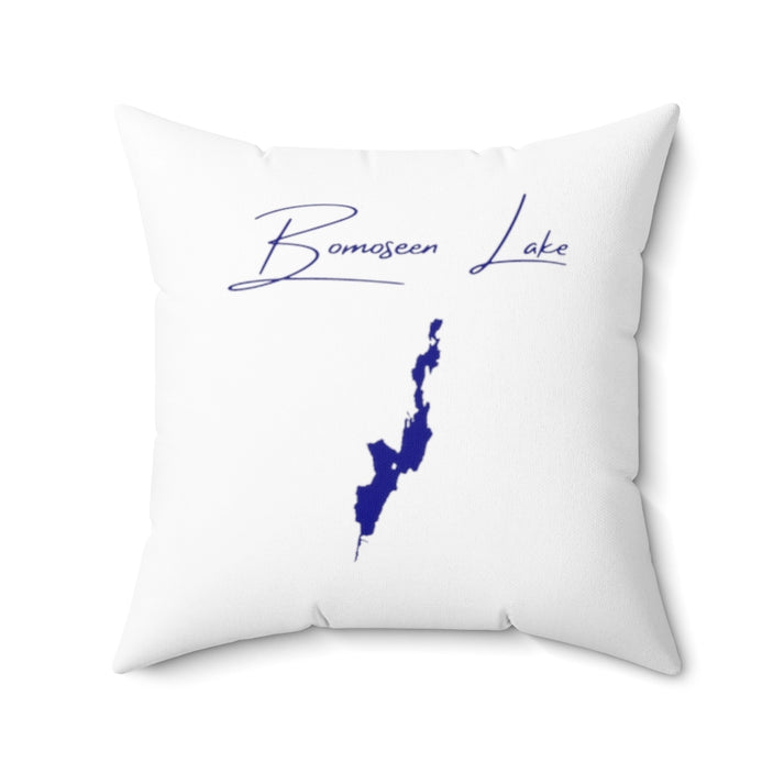 Vermont  Bomoseen  Lake  Pillow  front  position  view  from  front  20  x  20.webp