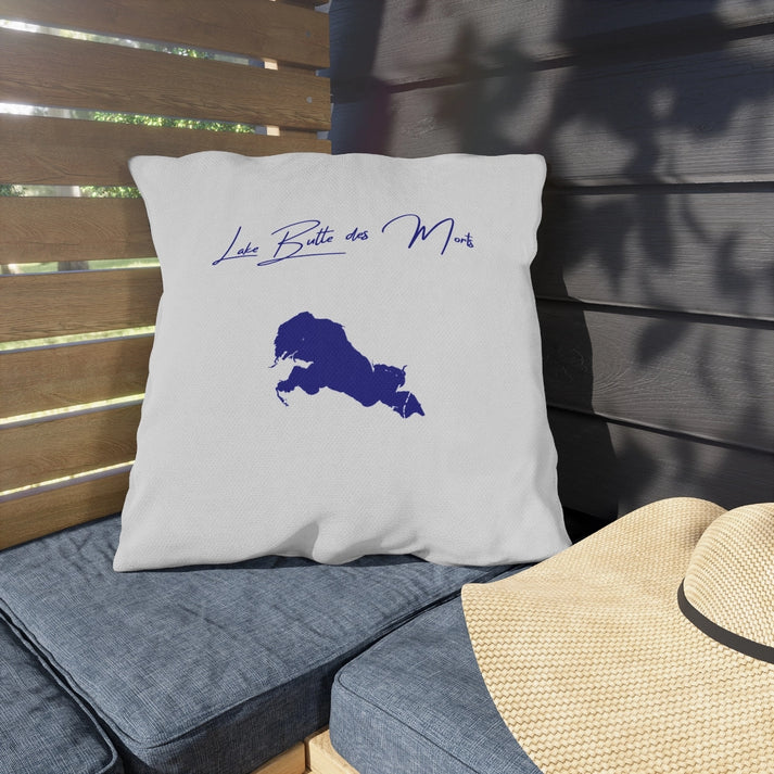 Wisconsin  Lake  Butte  des  Morts  Outdoor  Pillow  front  position  view  from  context-1  20  x  20.webp